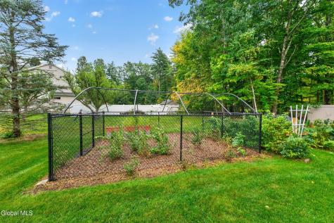 4 Quincy Lane Queensbury NY 12804