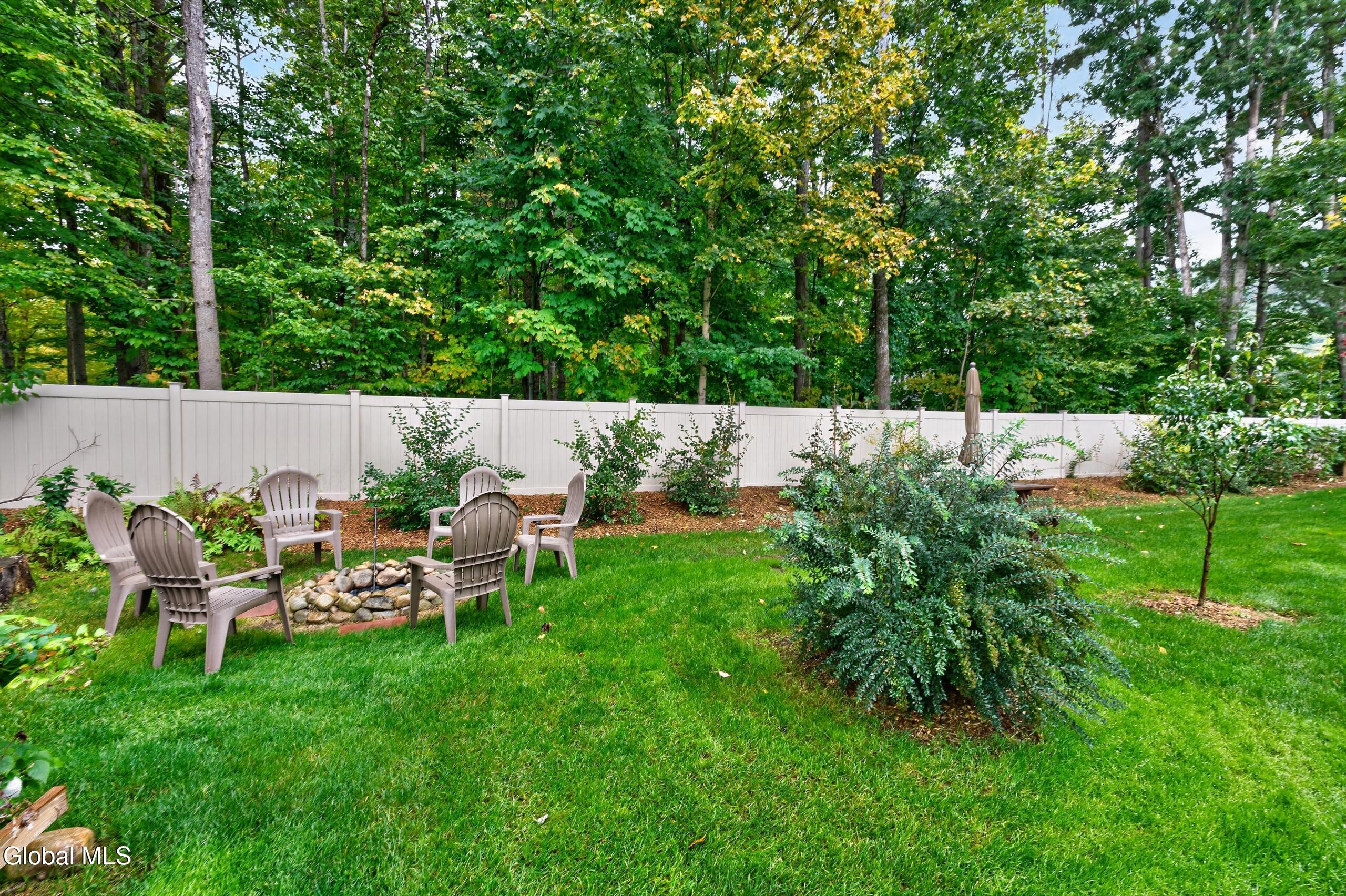 4 Quincy Lane Queensbury NY 12804