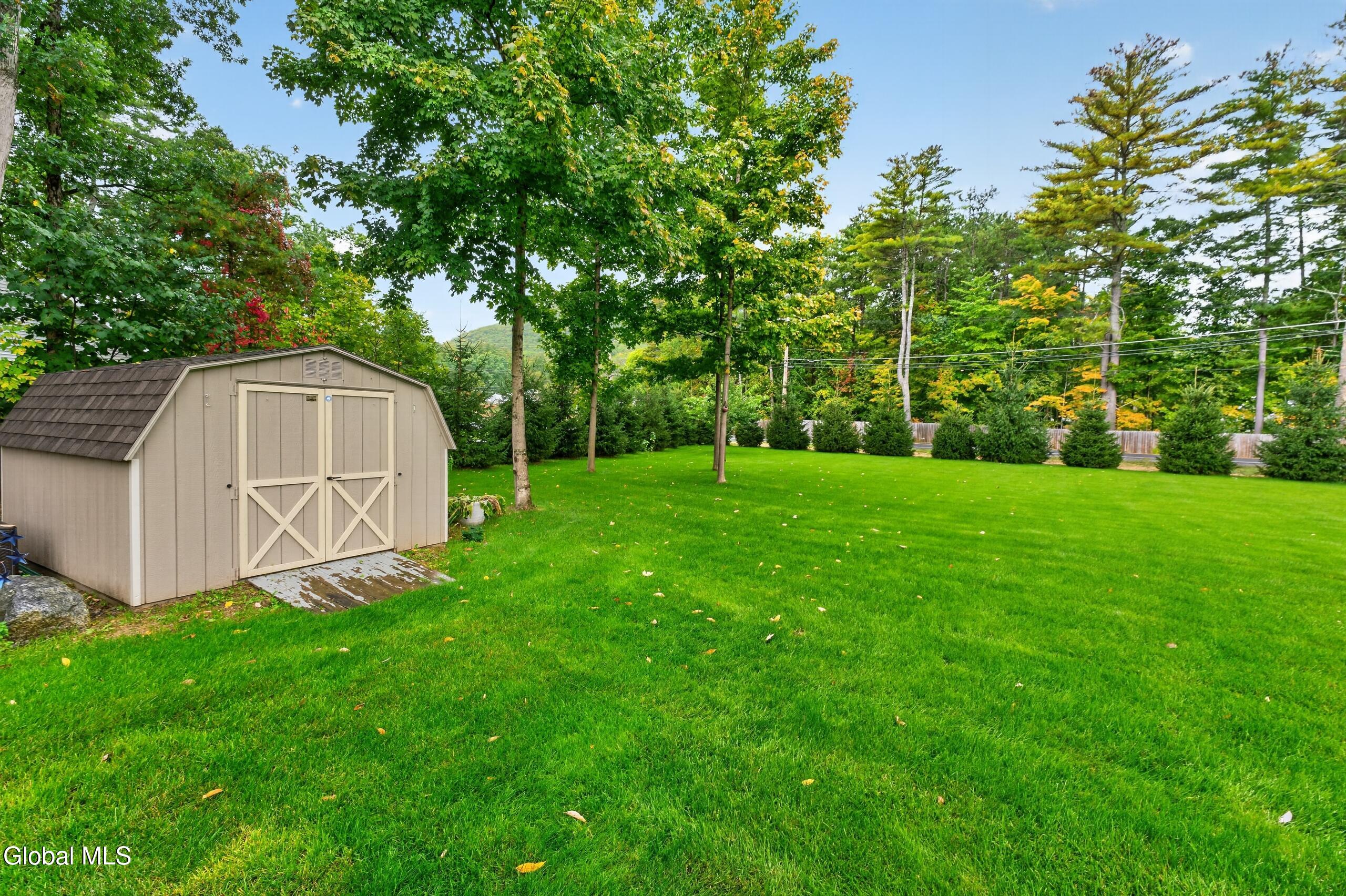 4 Quincy Lane Queensbury NY 12804