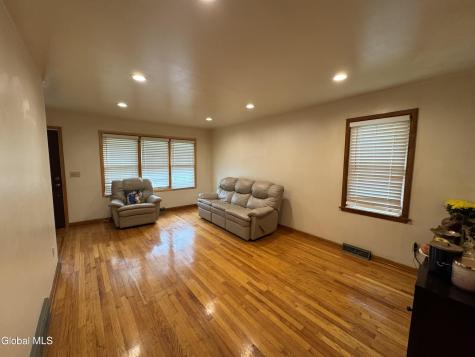 137A Elsmere Avenue Delmar NY 12054