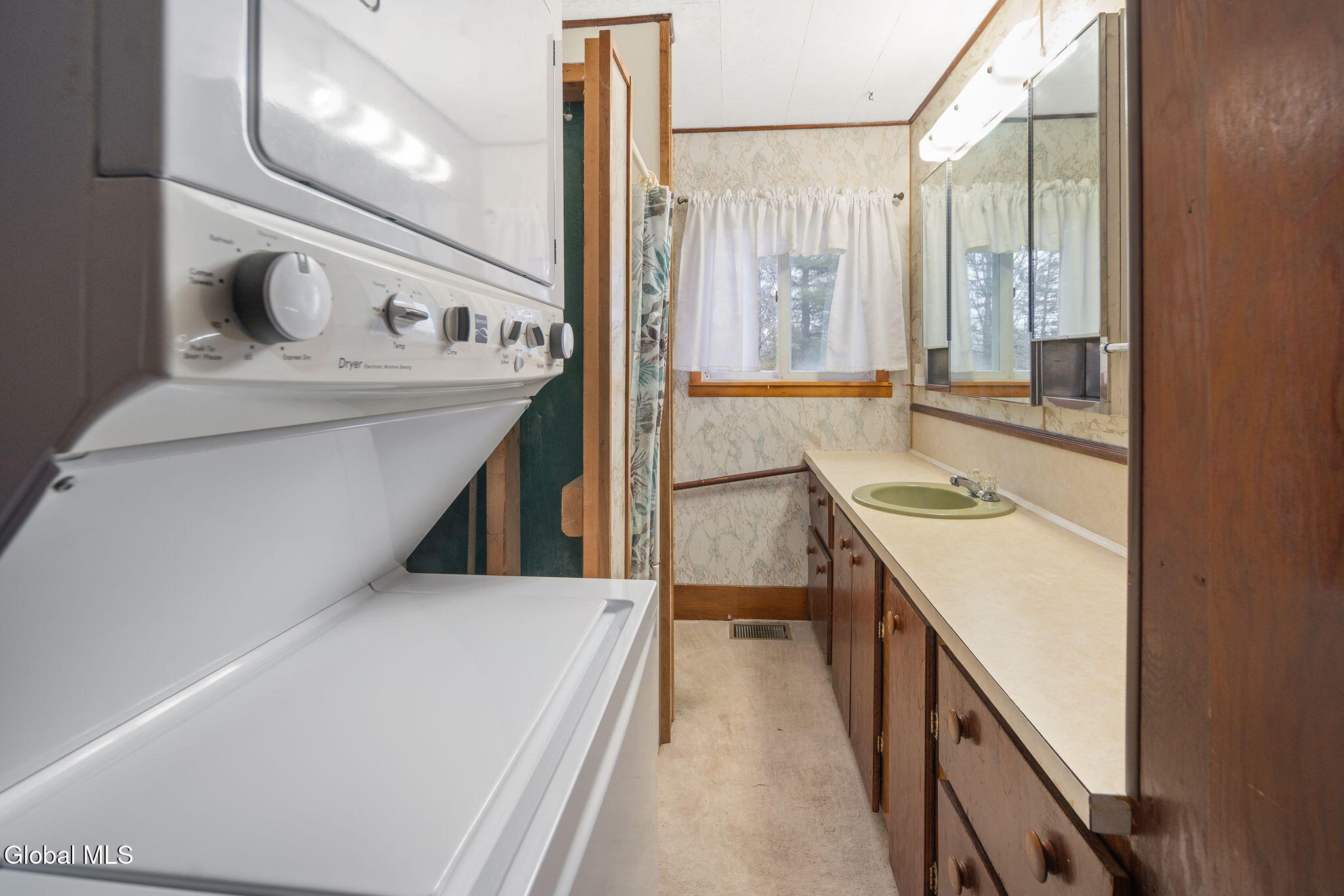 5754 State Route 10 Cobleskill NY 12043