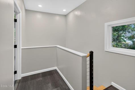 3 Ellsworth Place Delmar NY 12054