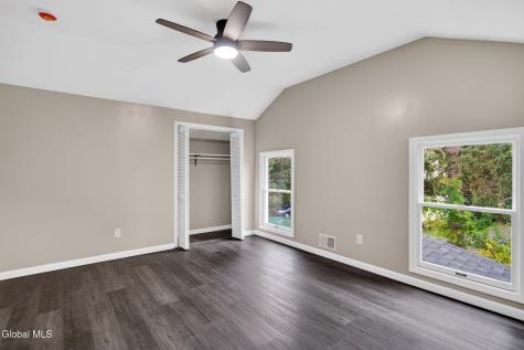 3 Ellsworth Place Delmar NY 12054