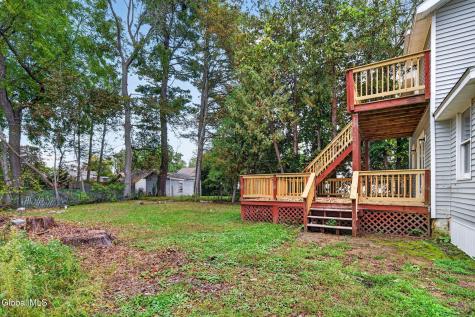 3 Ellsworth Place Delmar NY 12054