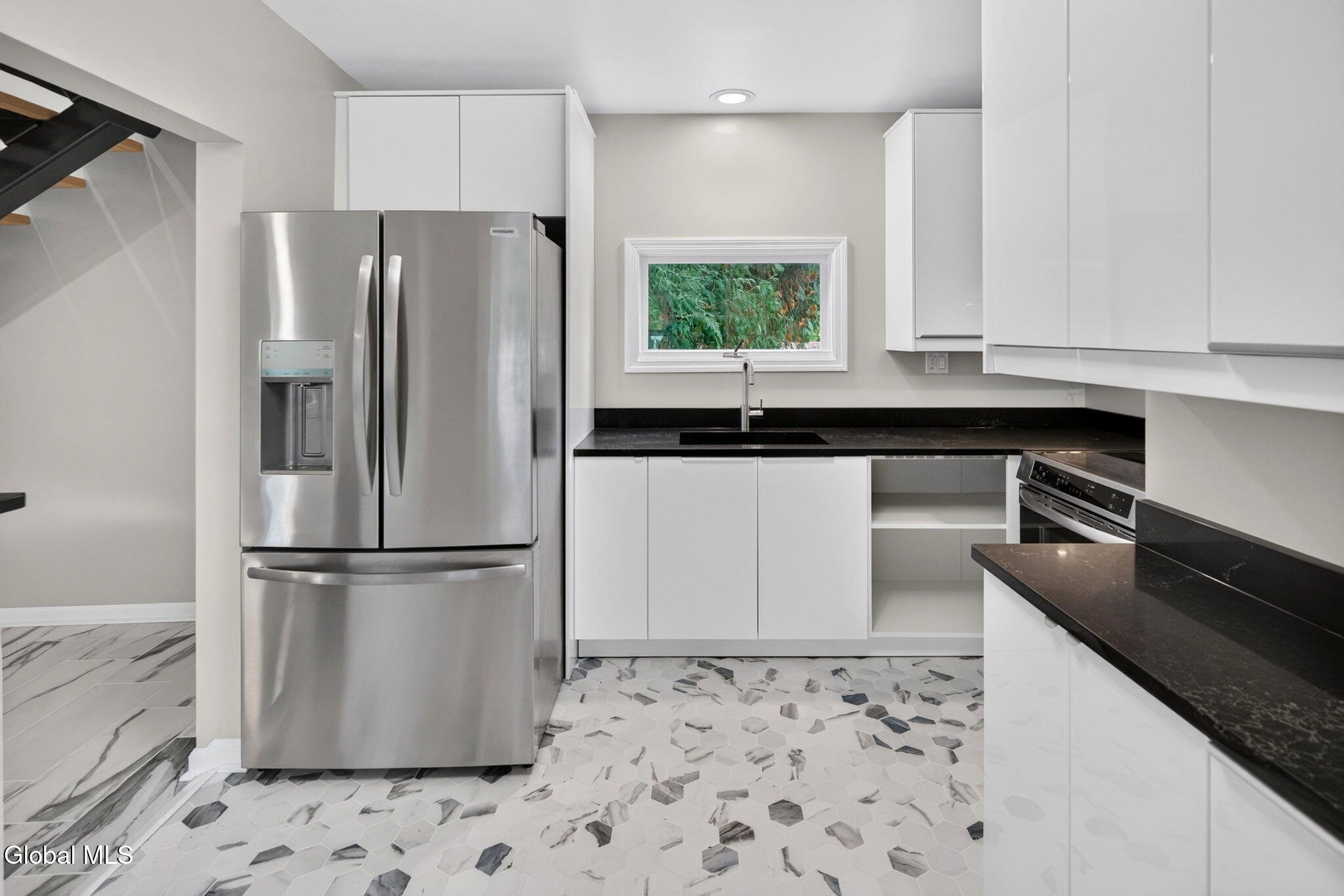 3 Ellsworth Place Delmar NY 12054