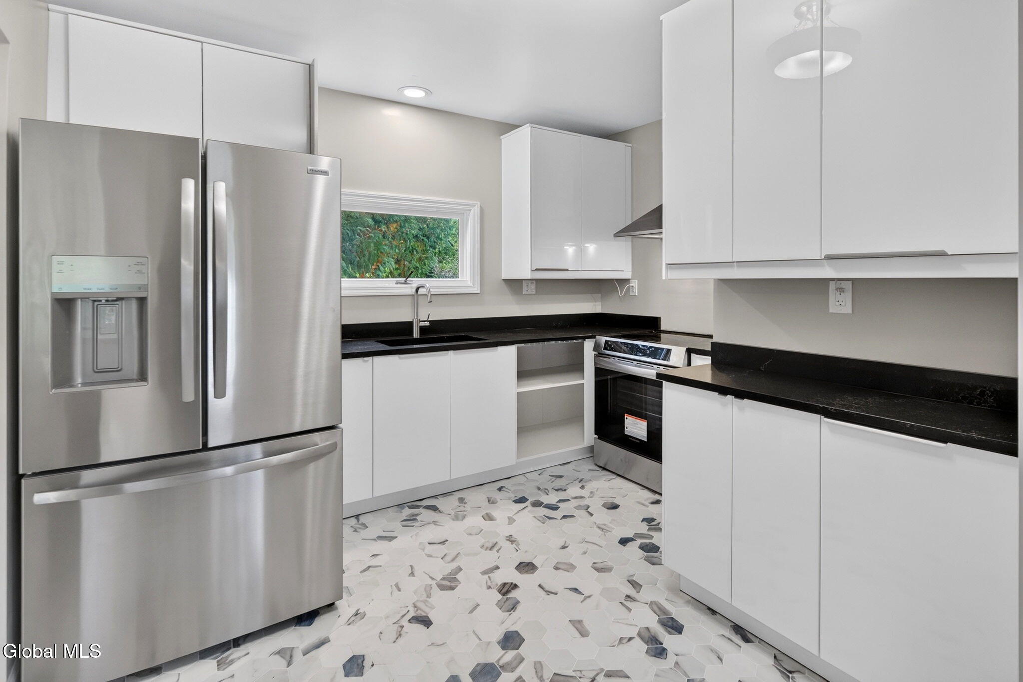 3 Ellsworth Place Delmar NY 12054