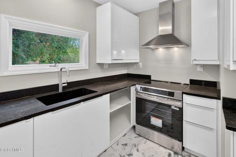 3 Ellsworth Place Delmar NY 12054