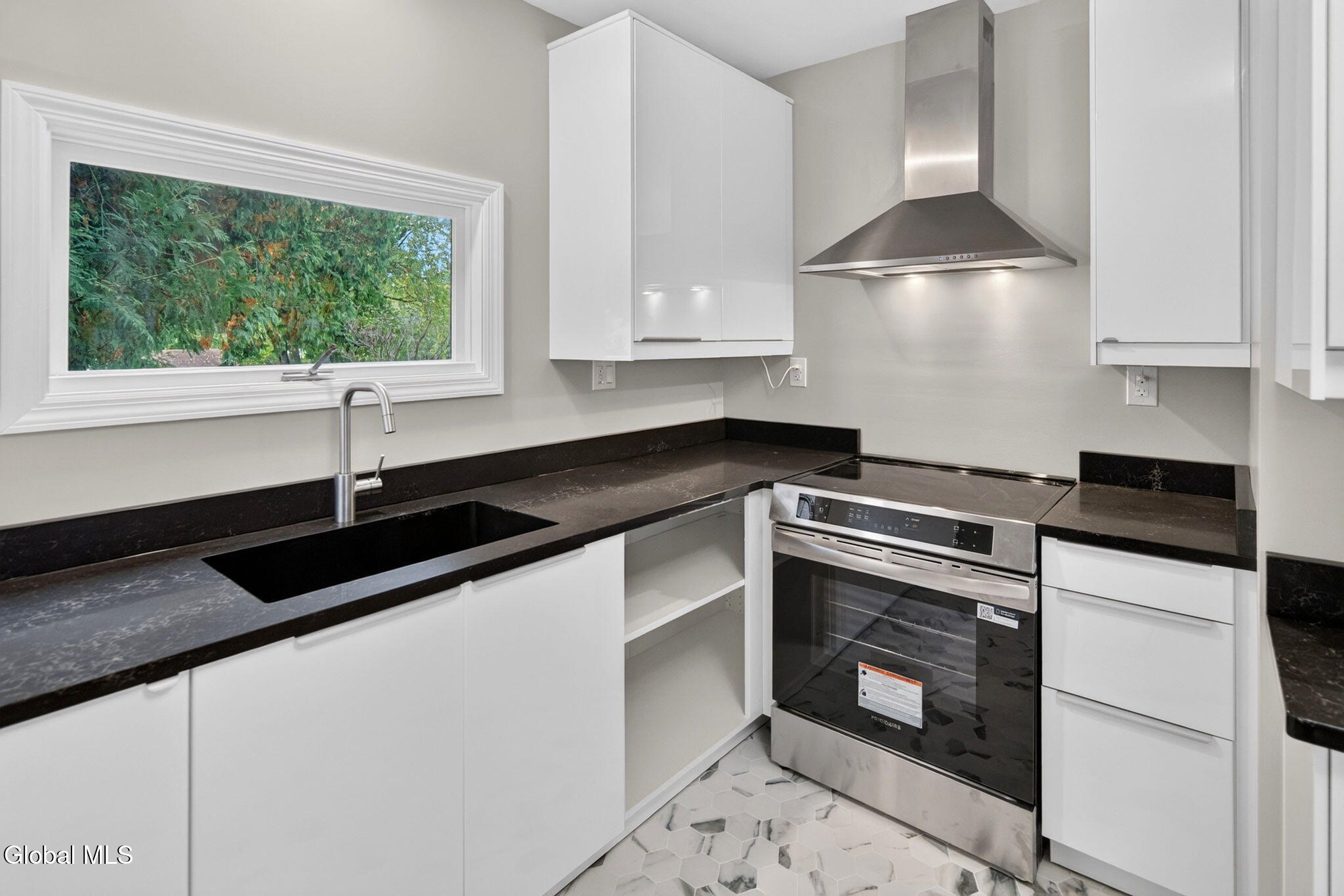 3 Ellsworth Place Delmar NY 12054