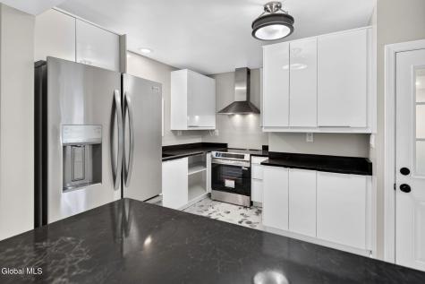 3 Ellsworth Place Delmar NY 12054