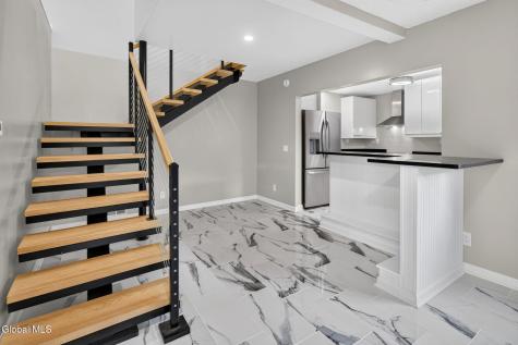 3 Ellsworth Place Delmar NY 12054