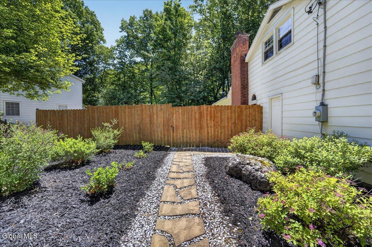 21 Woodstead Road Ballston Lake NY 12019