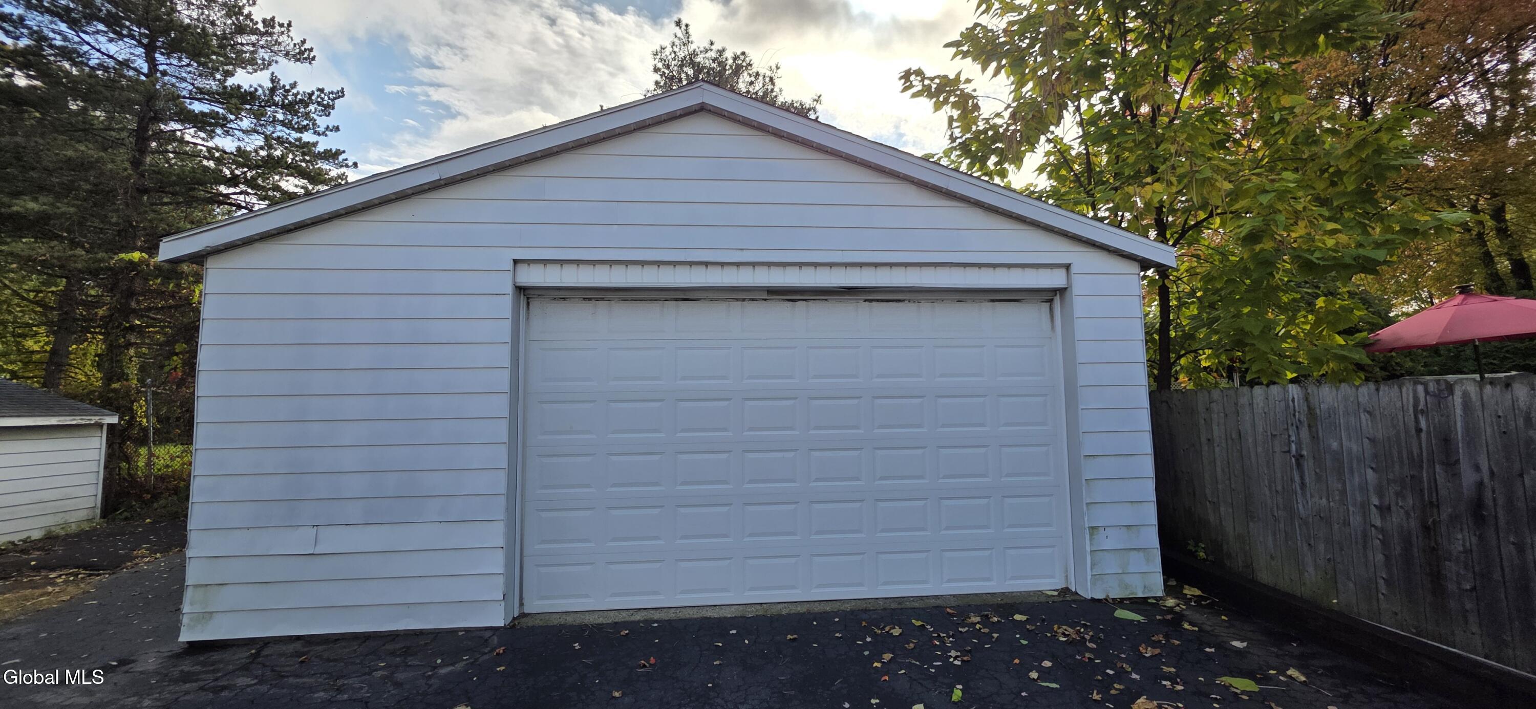23 Austain Avenue Albany NY 12205