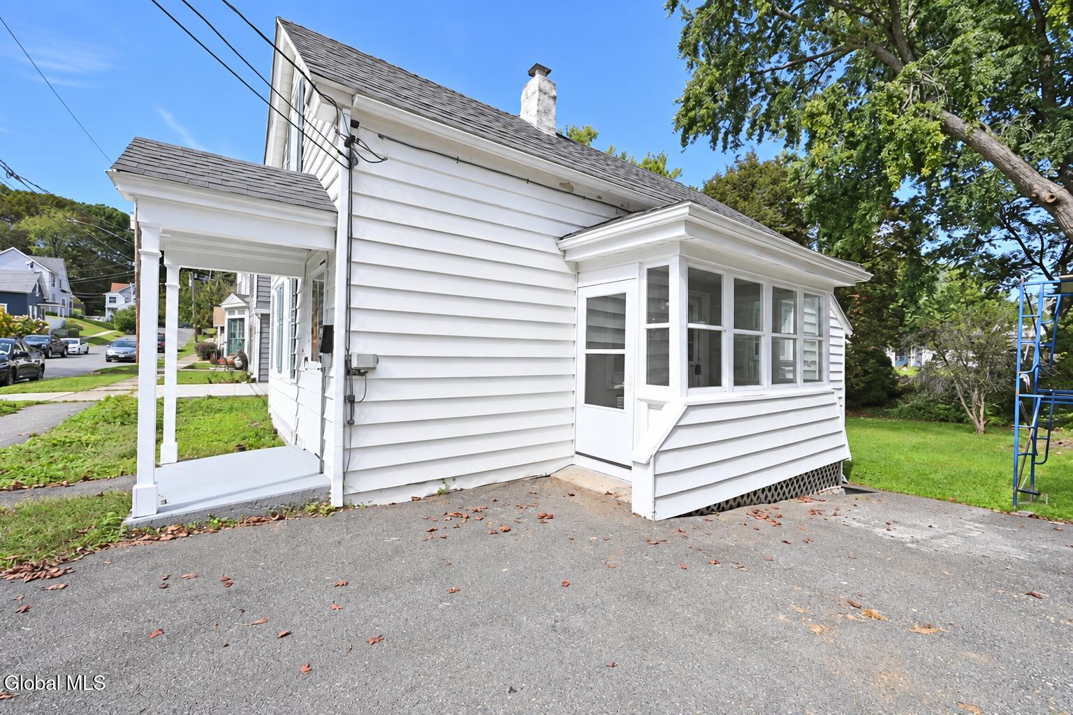 4 Ball Place Watervliet NY 12189