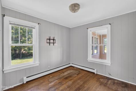396 Pattersonville Road Amsterdam NY 12010