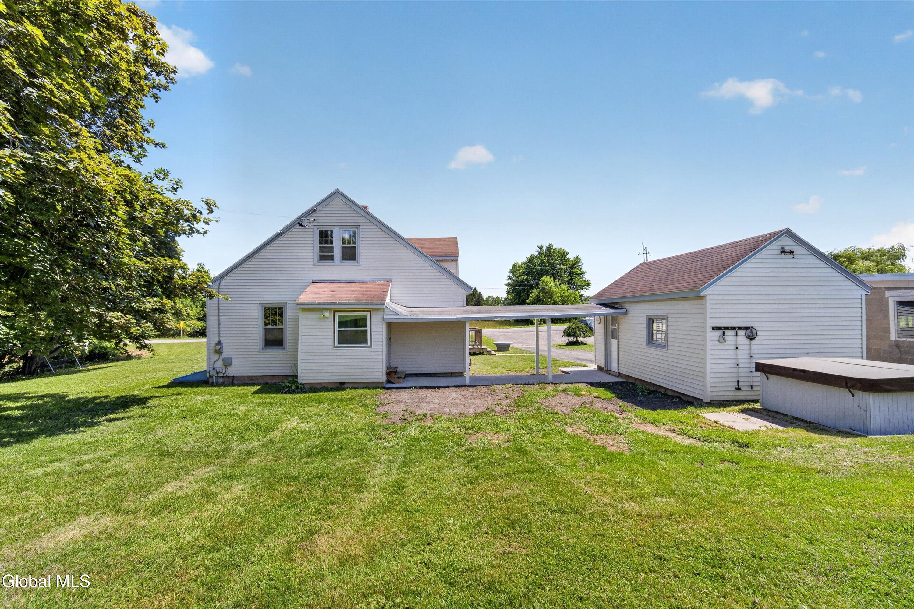 396 Pattersonville Road Amsterdam NY 12010