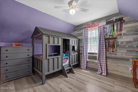 131 Calhoun Drive Troy NY 12182