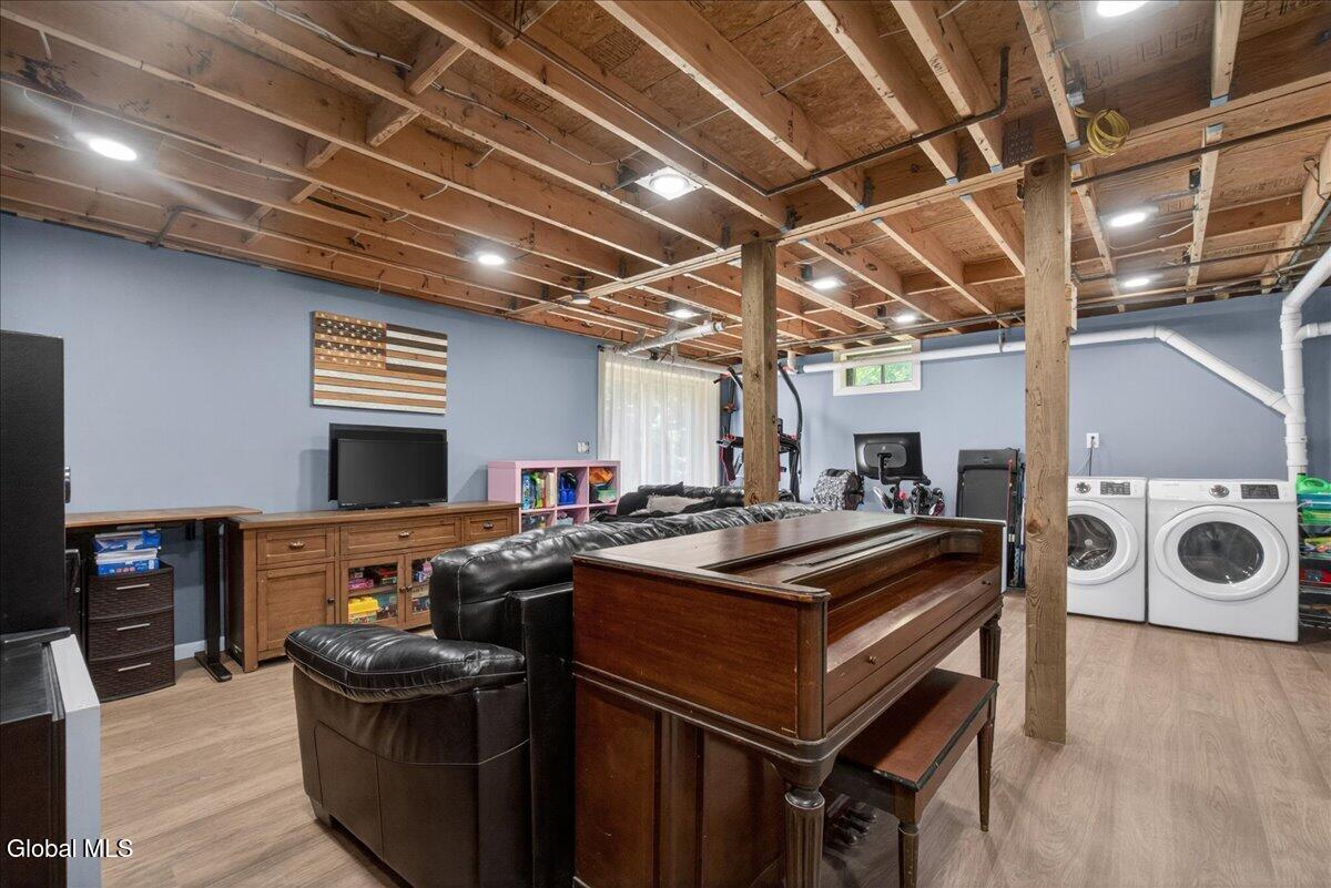 131 Calhoun Drive Troy NY 12182