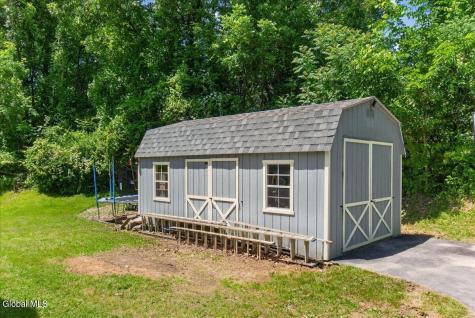 131 Calhoun Drive Troy NY 12182
