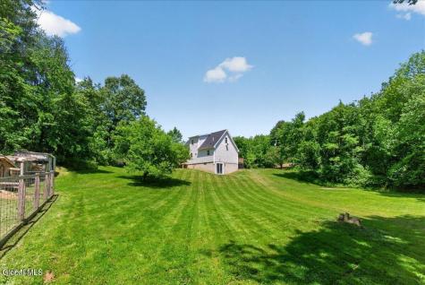 131 Calhoun Drive Troy NY 12182