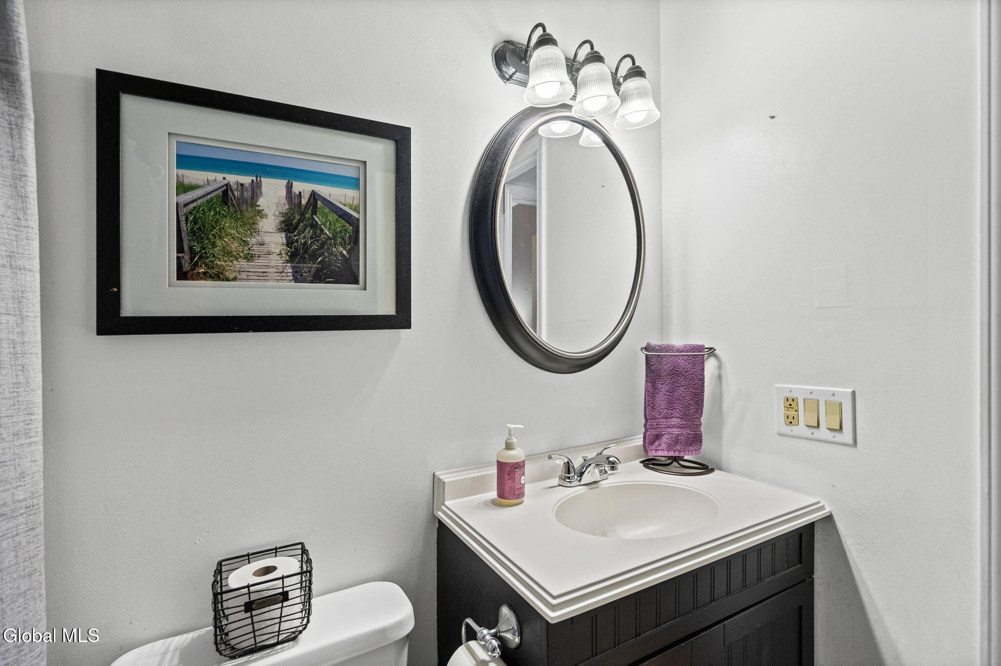 13 Andree Court Schenectady NY 12309