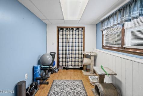 13 Andree Court Schenectady NY 12309