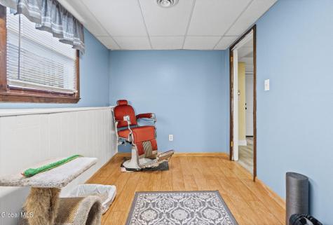13 Andree Court Schenectady NY 12309