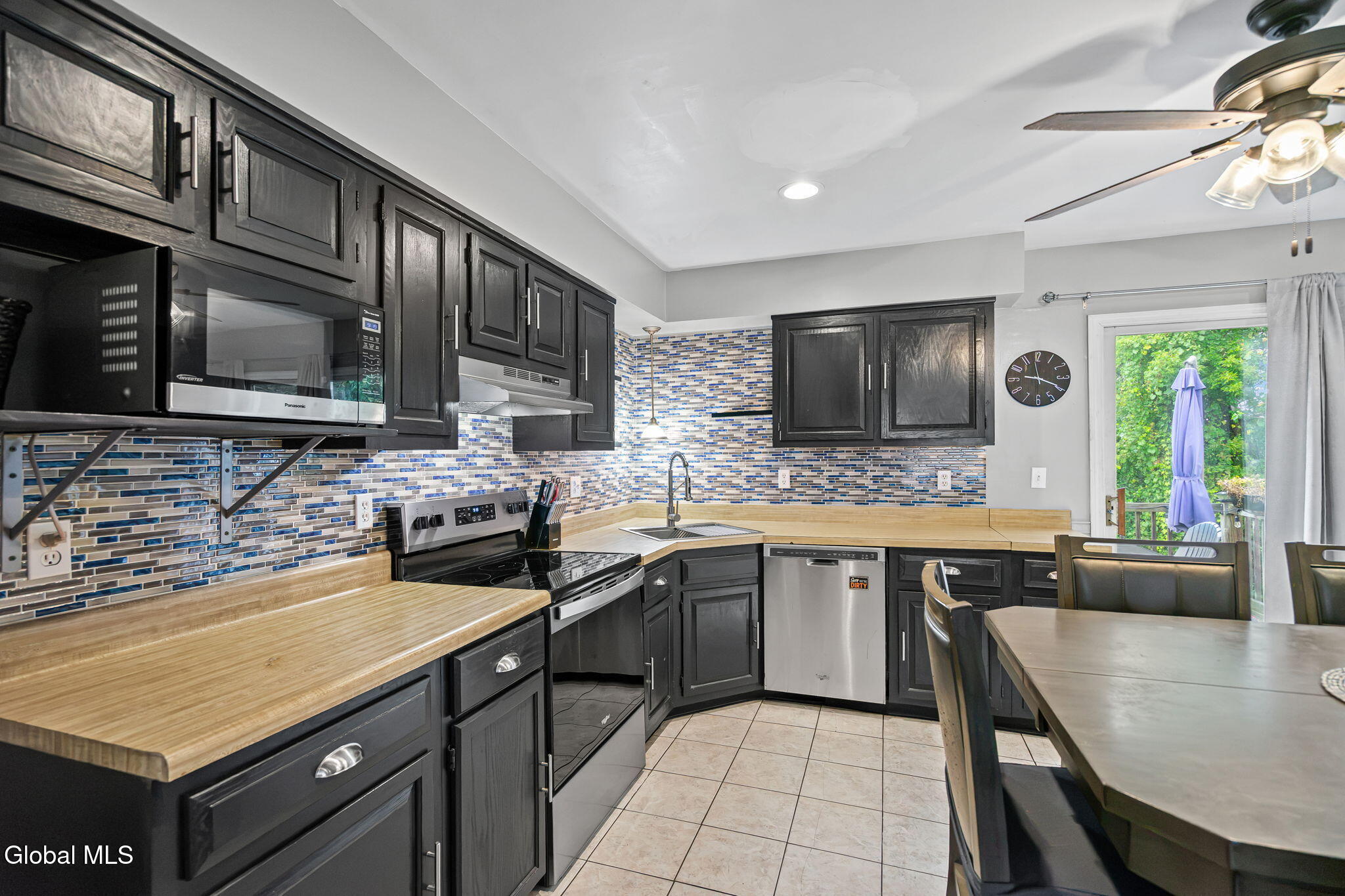 13 Andree Court Schenectady NY 12309