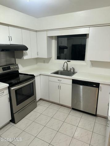 92 Fleetwood Avenue Albany NY 12209