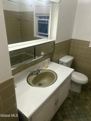 92 Fleetwood Avenue Albany NY 12209