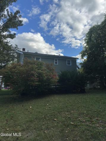 92 Fleetwood Avenue Albany NY 12209