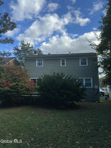 92 Fleetwood Avenue Albany NY 12209