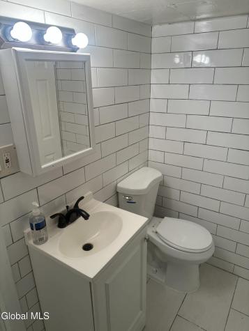 92 Fleetwood Avenue Albany NY 12209