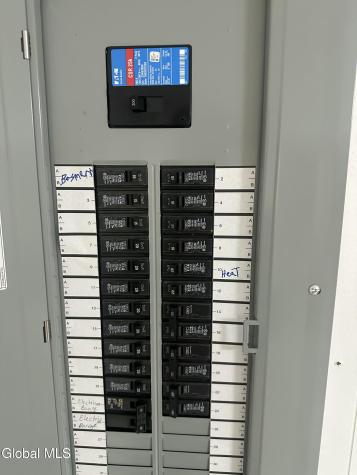 92 Fleetwood Avenue Albany NY 12209