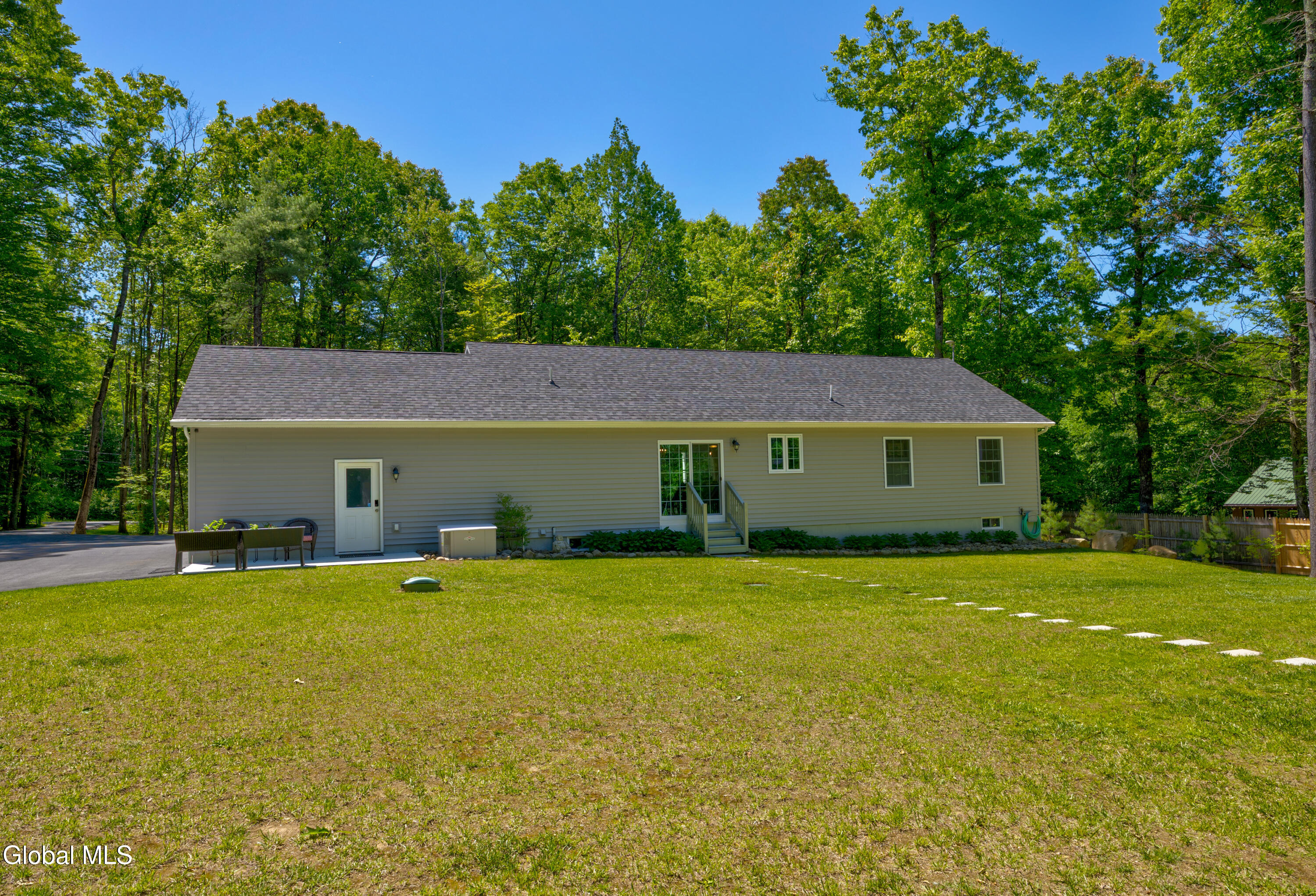 31 Griffin Road Greenfield NY 12833