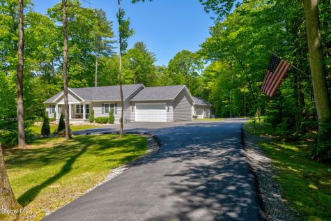 31 Griffin Road Greenfield NY 12833