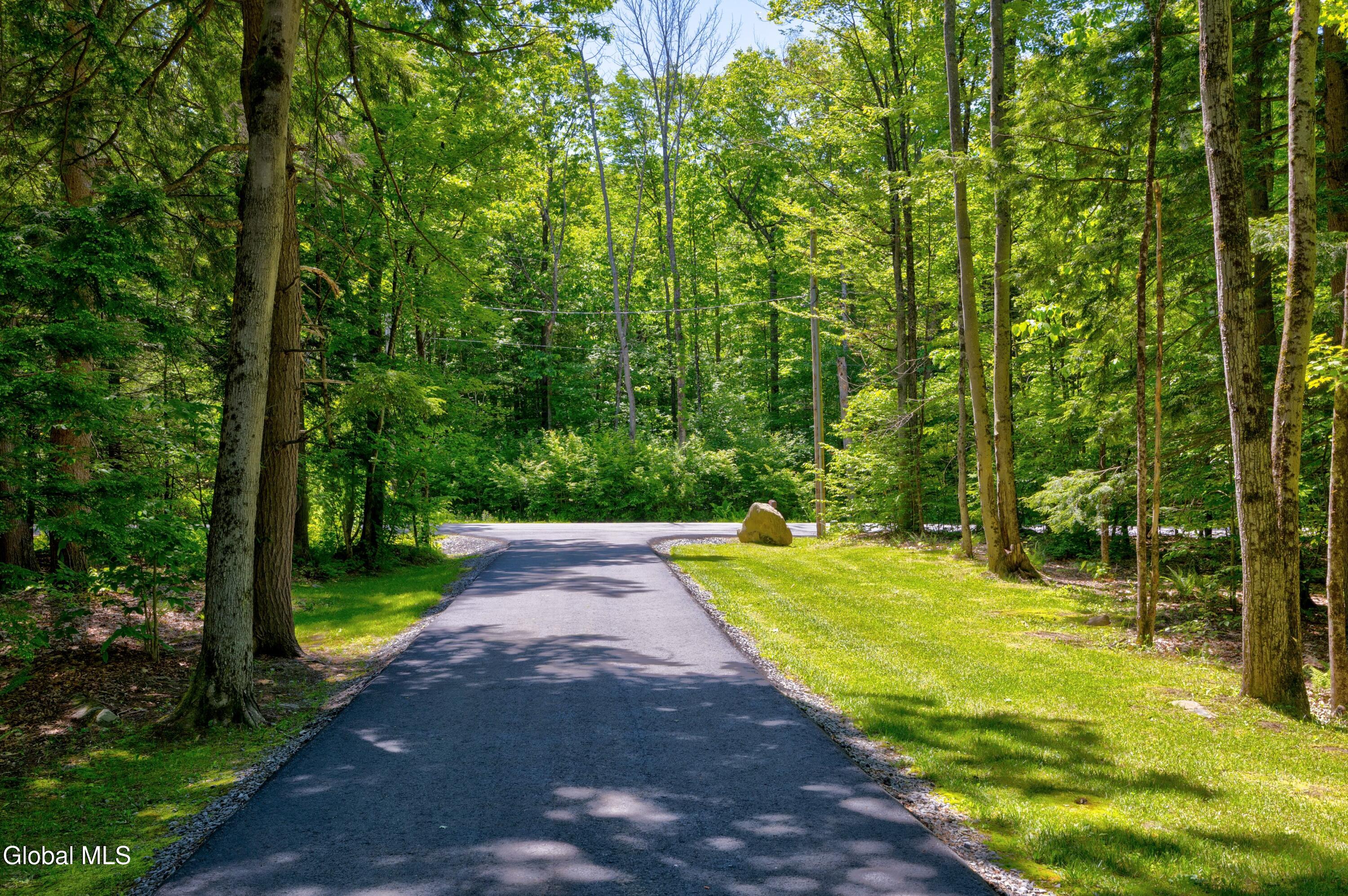 31 Griffin Road Greenfield NY 12833