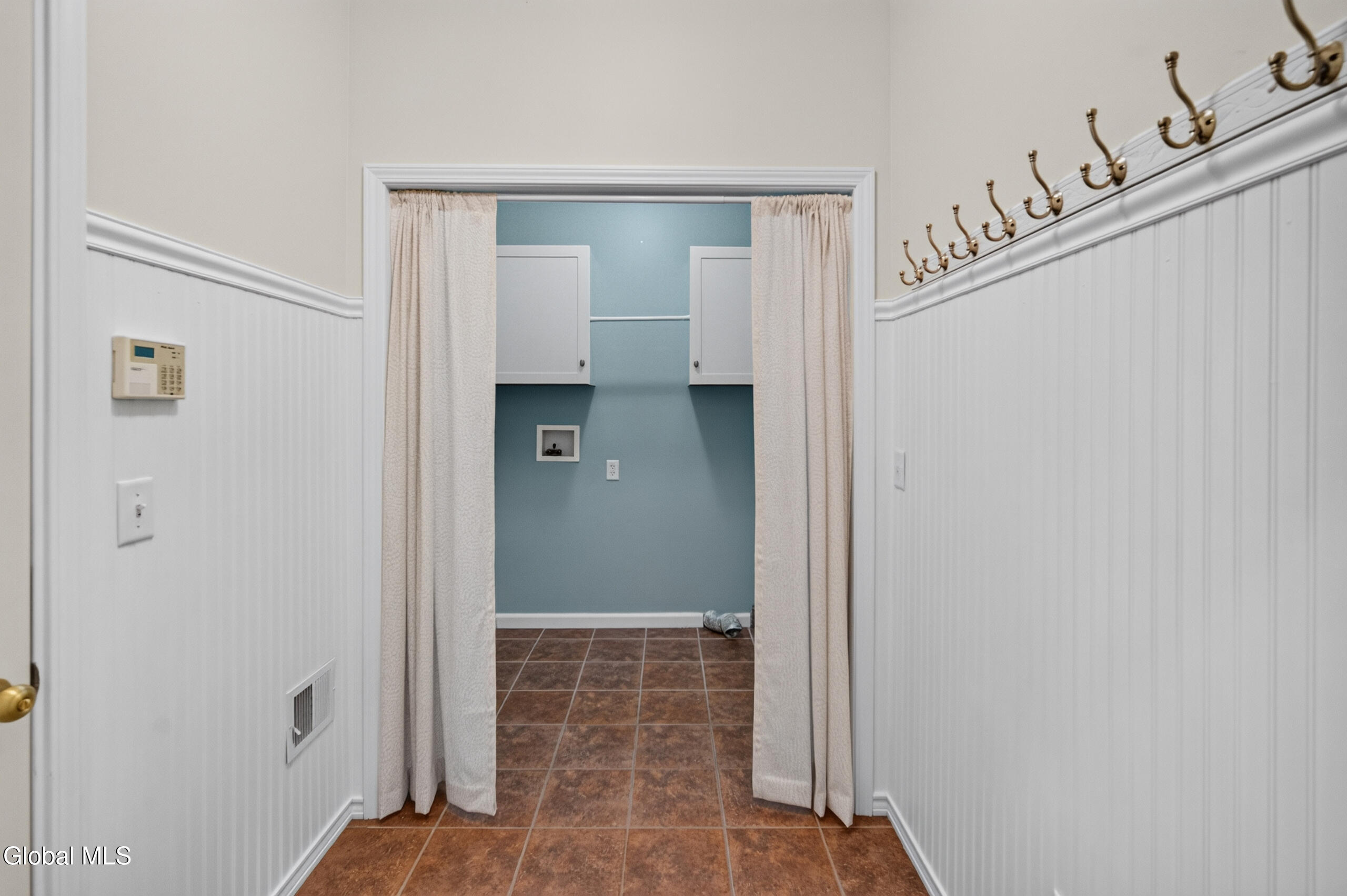 4 Fenimore Place Gansevoort NY 12831