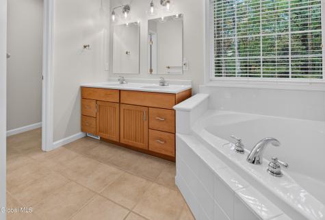 4 Fenimore Place Gansevoort NY 12831
