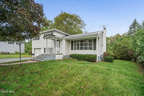 2199 Webster Drive Niskayuna NY 12309