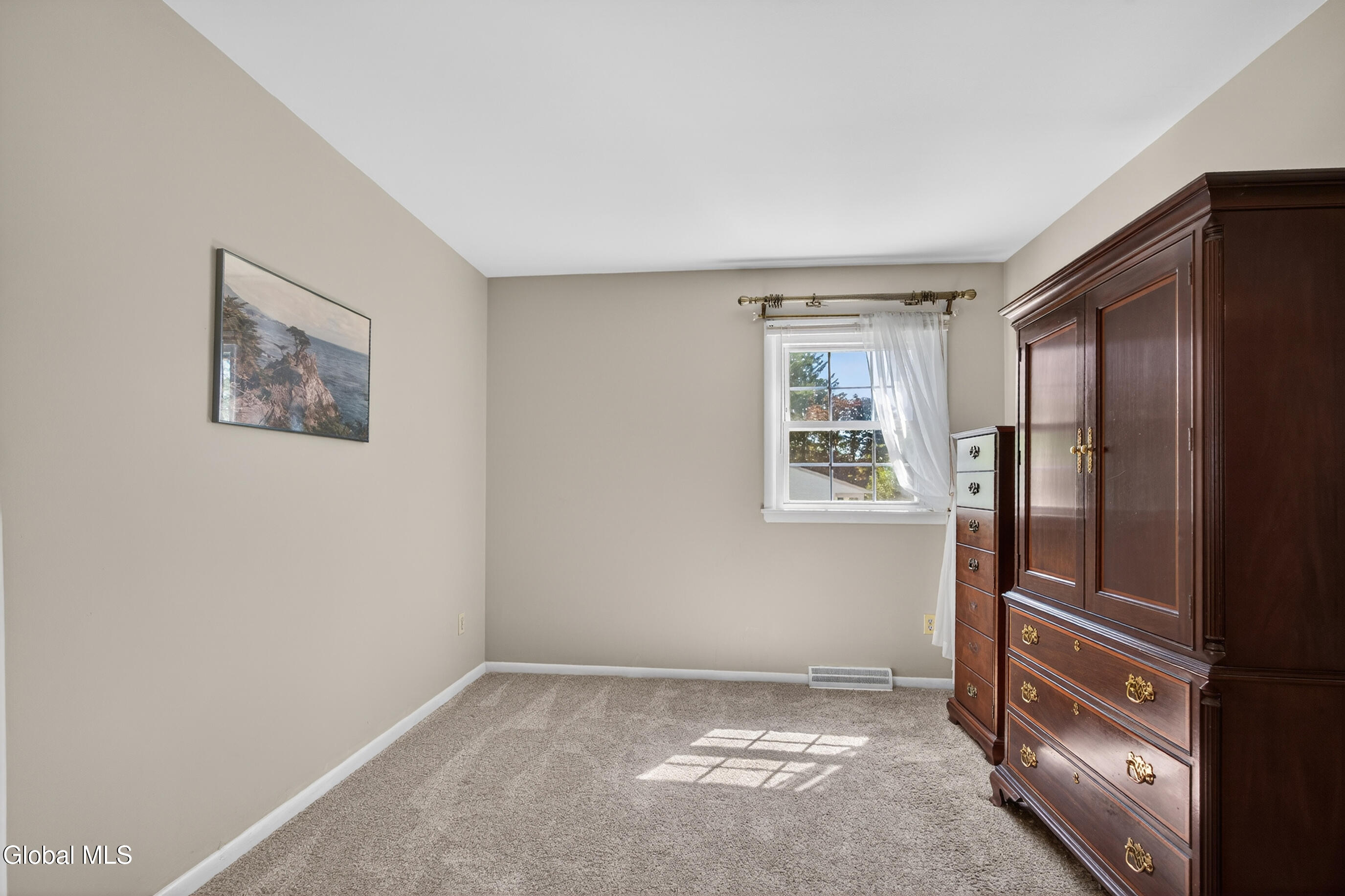 35 Comely Lane Latham NY 12110