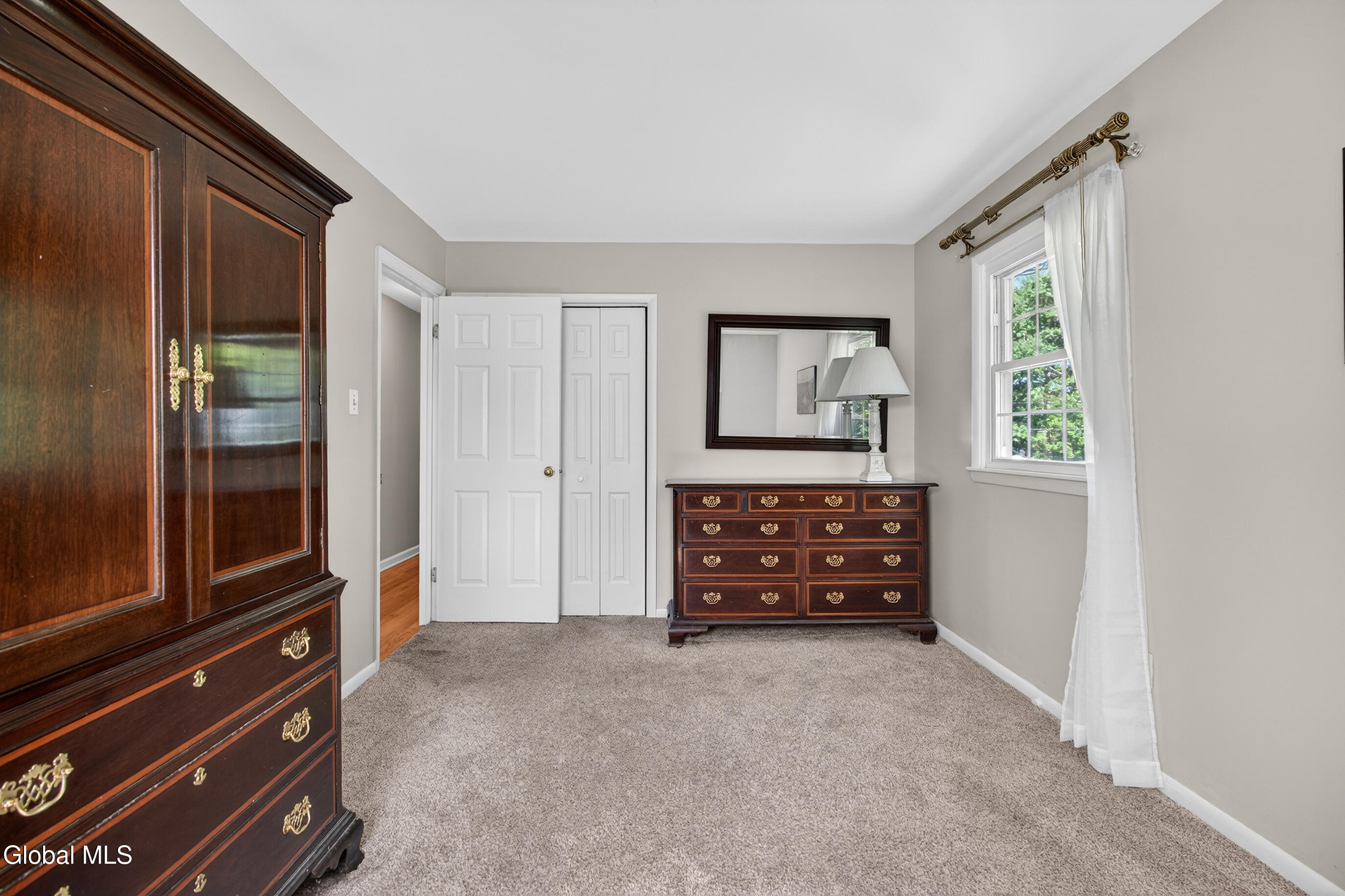 35 Comely Lane Latham NY 12110