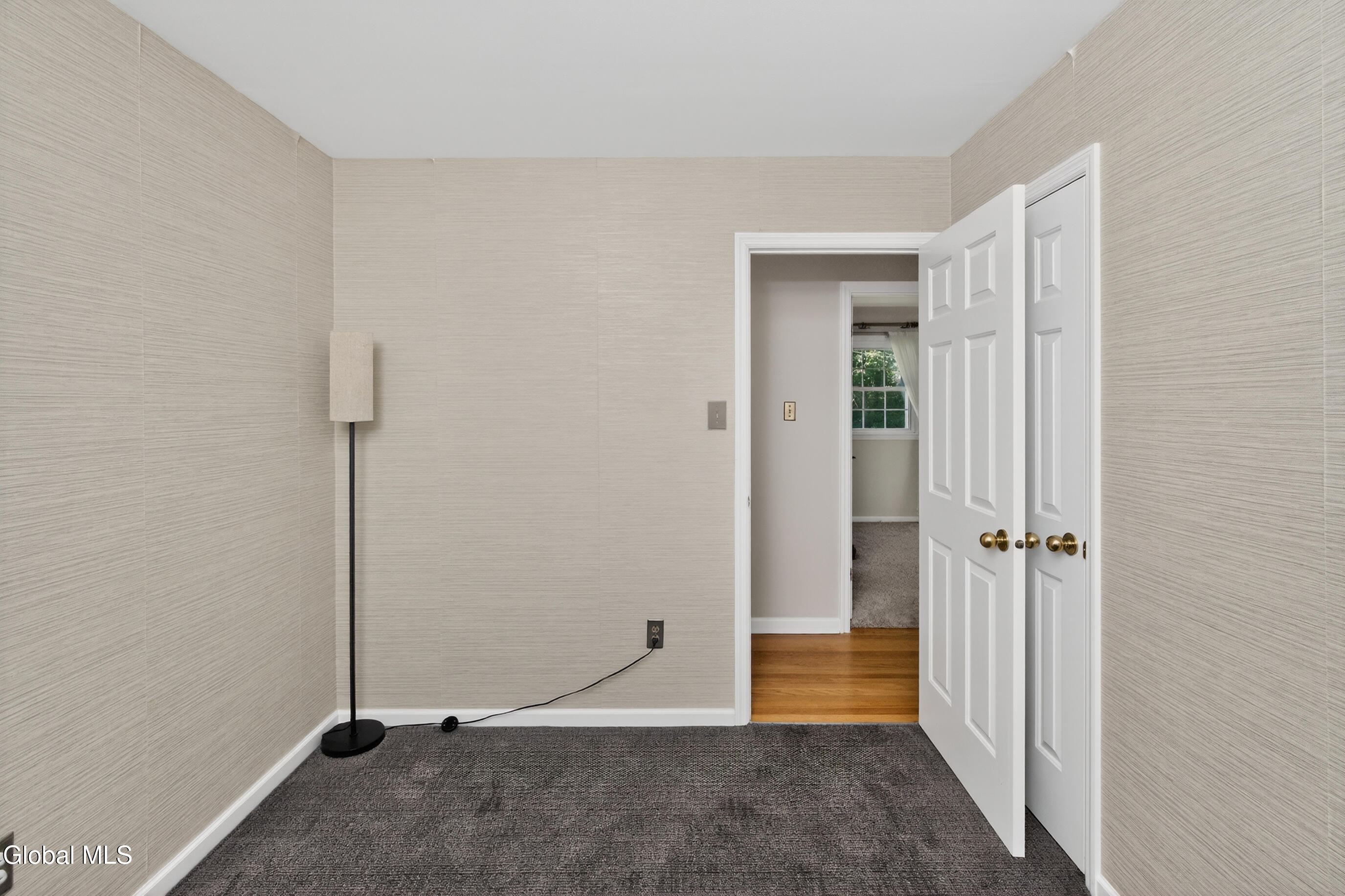35 Comely Lane Latham NY 12110