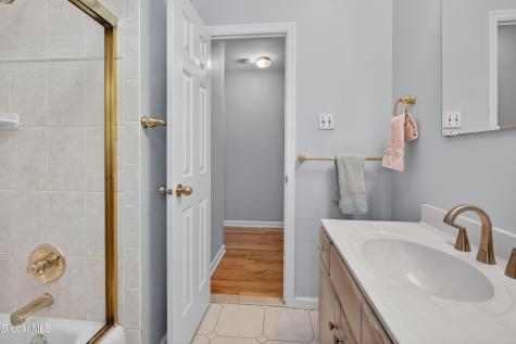 35 Comely Lane Latham NY 12110