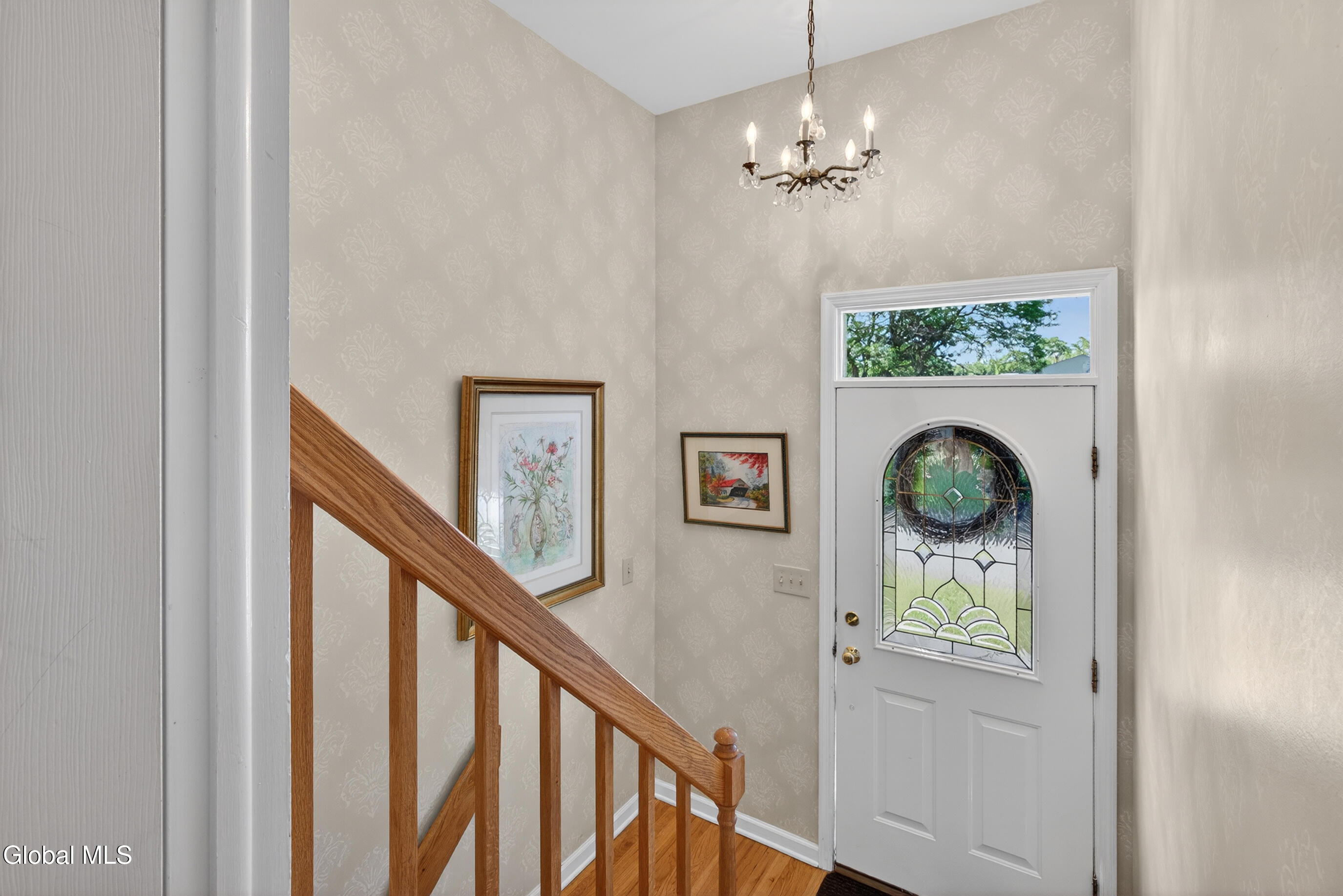 35 Comely Lane Latham NY 12110