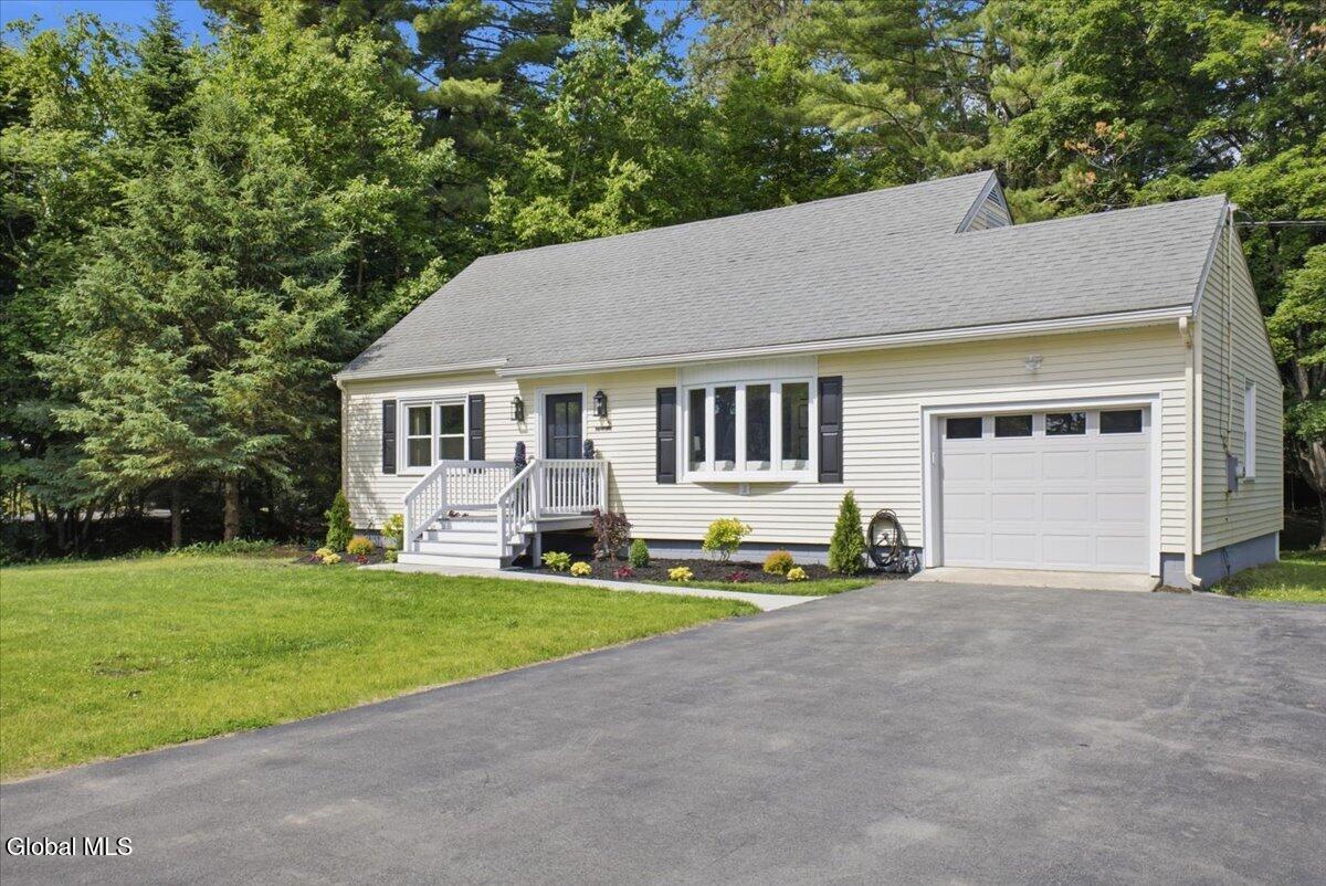 31 Arbutus Drive Queensbury NY 12804