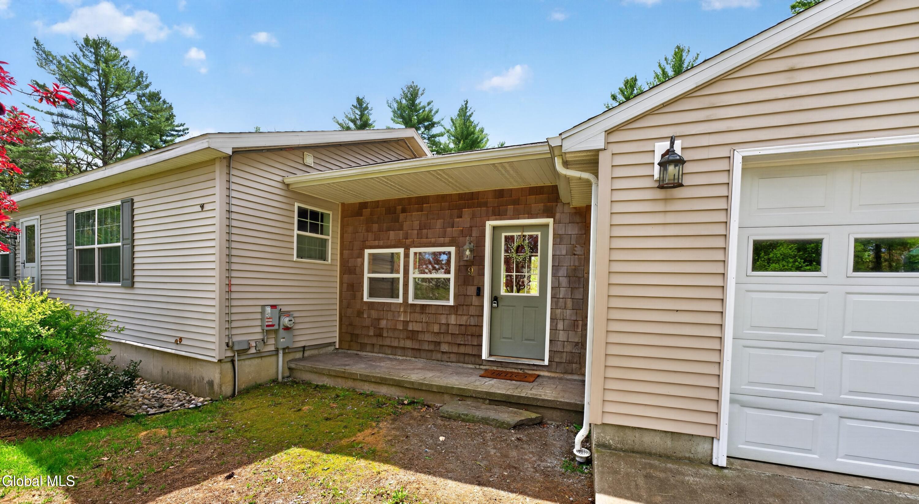9 Duncan Road Northumberland NY 12831