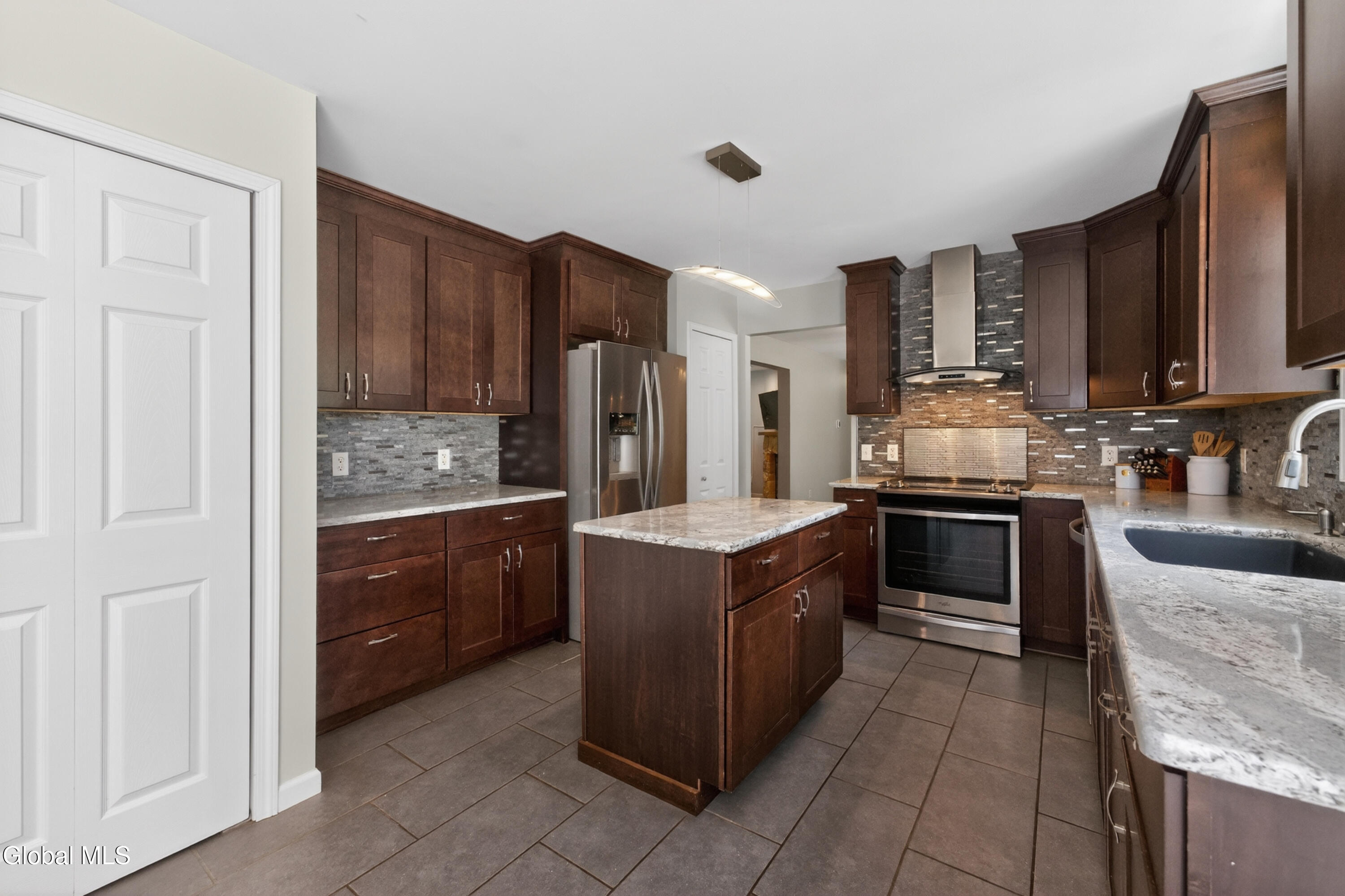 9 Duncan Road Northumberland NY 12831