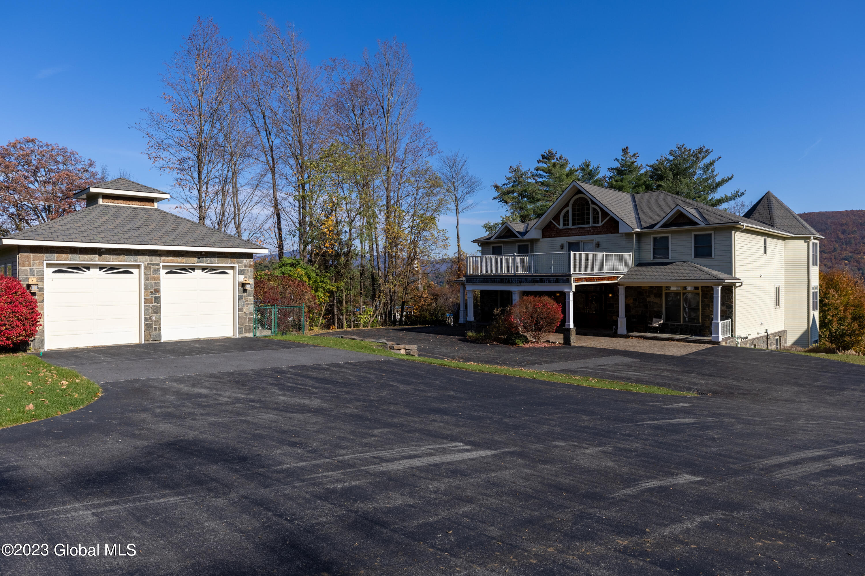 2992 Lakeshore Drive Lake George NY 12845
