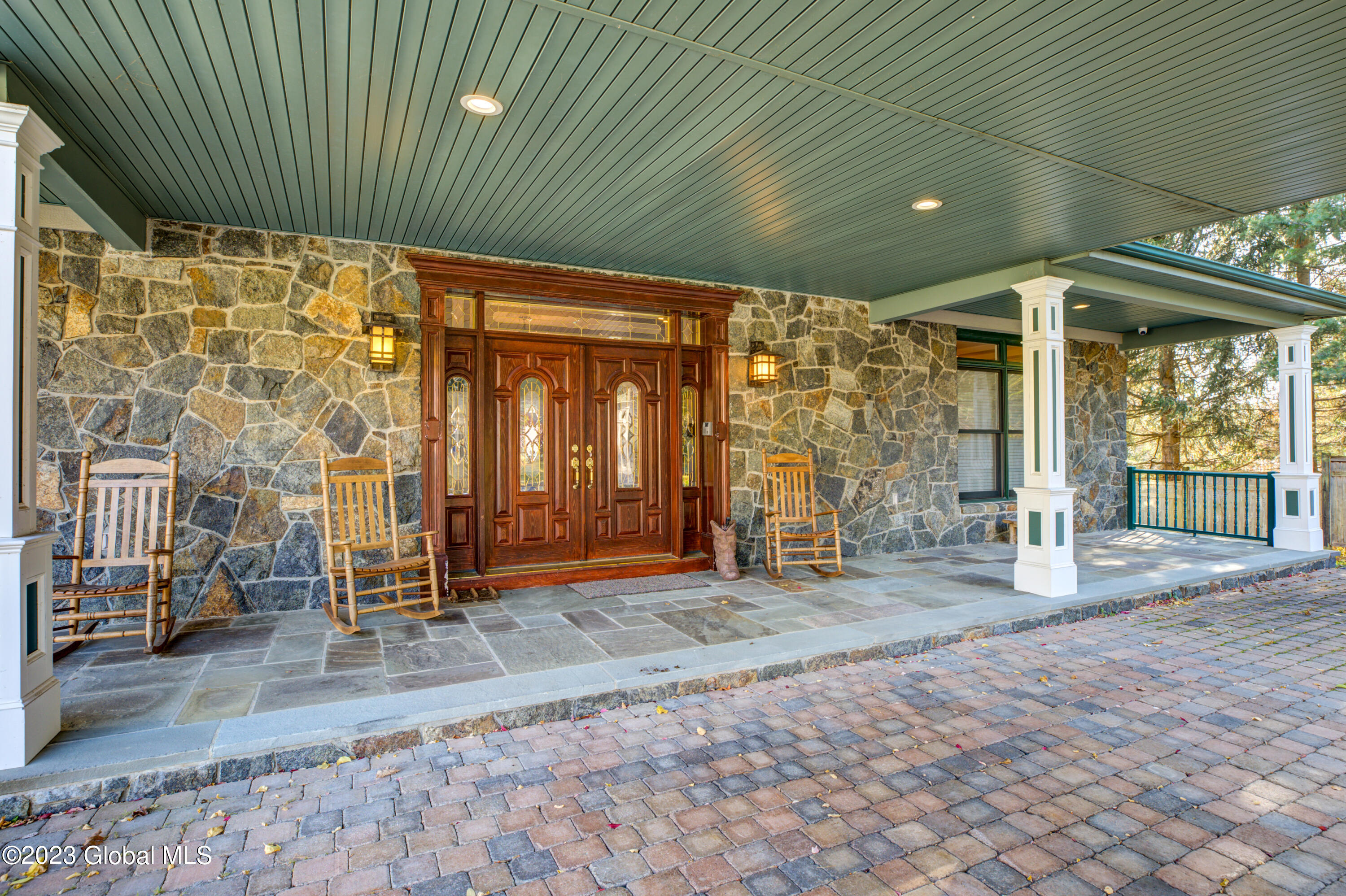 2992 Lakeshore Drive Lake George NY 12845