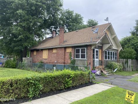 1517 Avenue A Watervliet NY 12189
